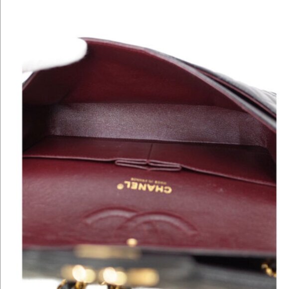 Chanel Matelasse Handbag - Picture 3 of 8